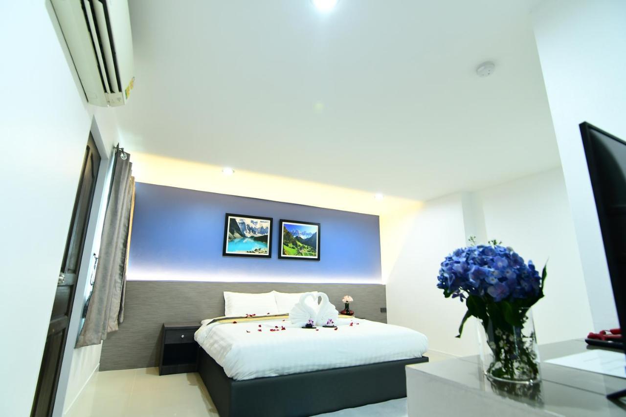 Poonsuk Place Hotel Bangkok Esterno foto