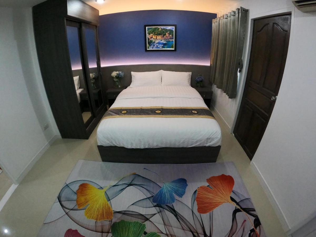 Poonsuk Place Hotel Bangkok Esterno foto