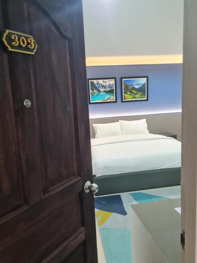 Poonsuk Place Hotel Bangkok Esterno foto