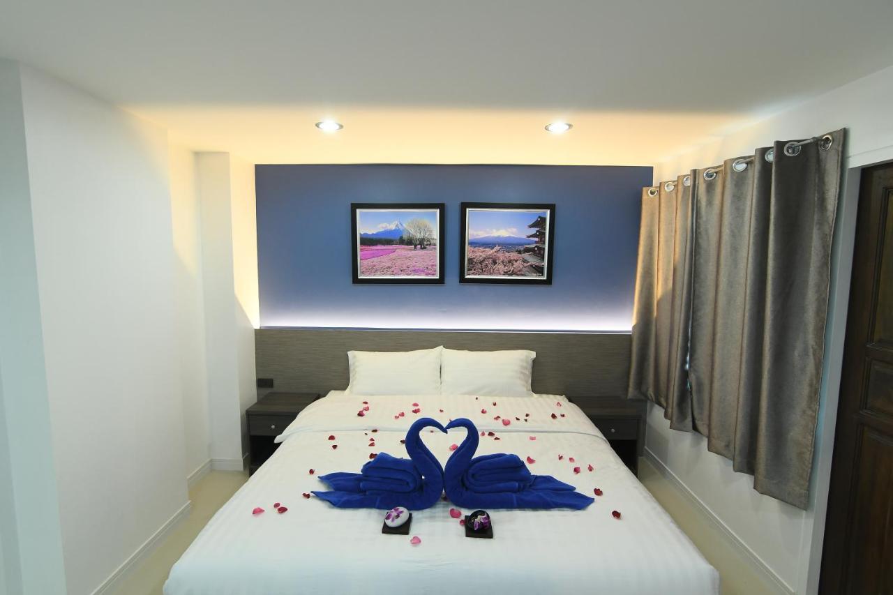 Poonsuk Place Hotel Bangkok Esterno foto