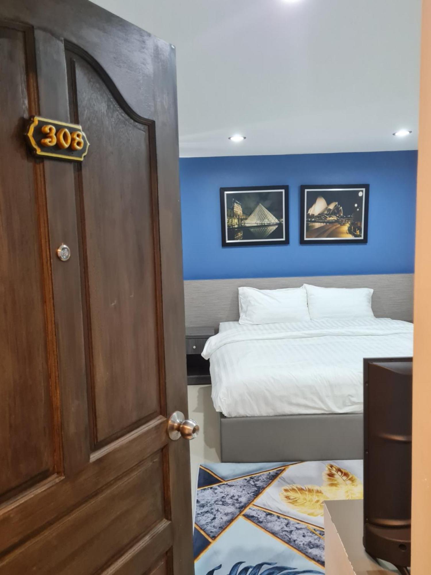 Poonsuk Place Hotel Bangkok Esterno foto