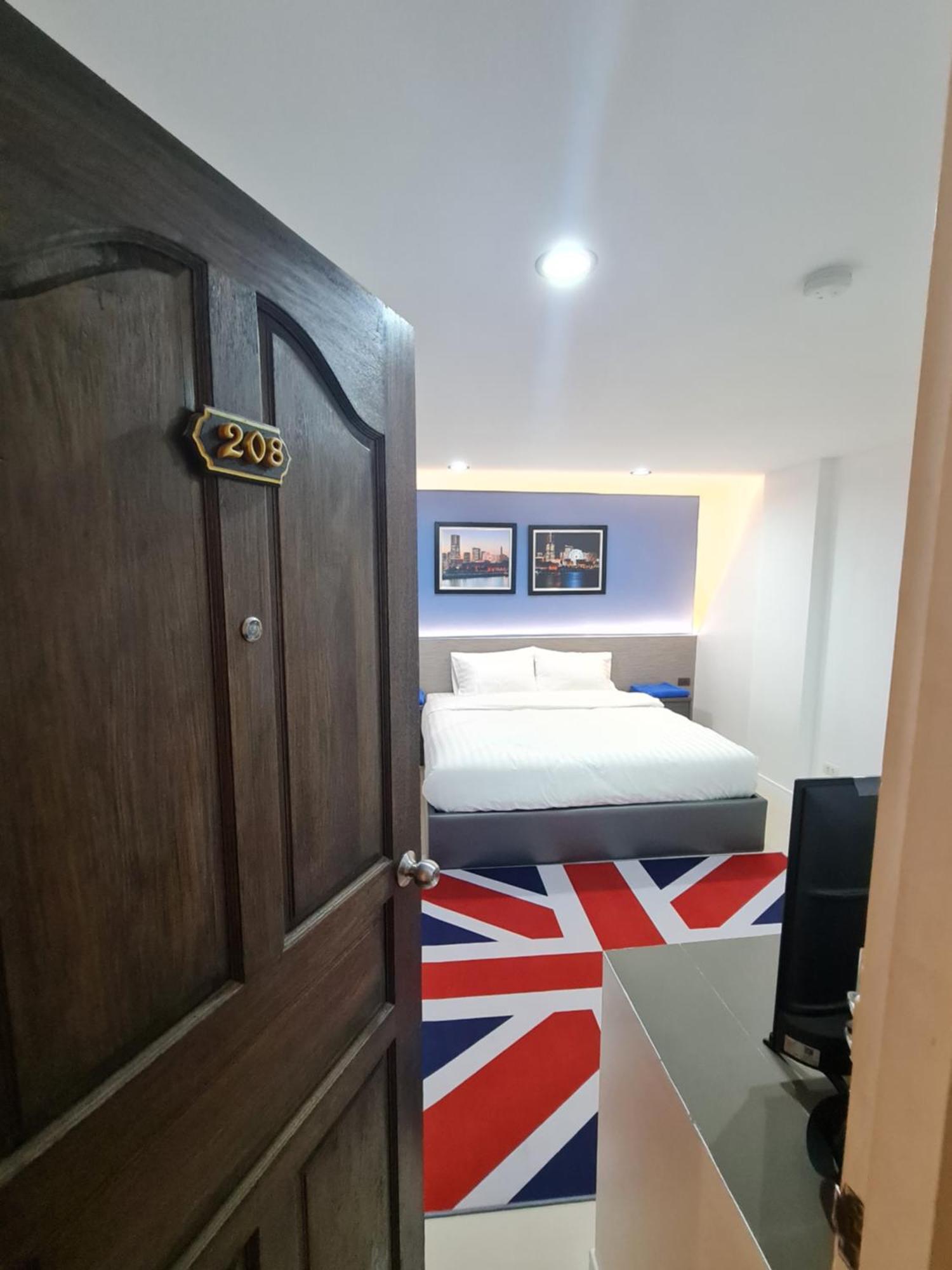 Poonsuk Place Hotel Bangkok Esterno foto